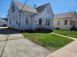 321 1/2 6th St, Menasha, WI 54952