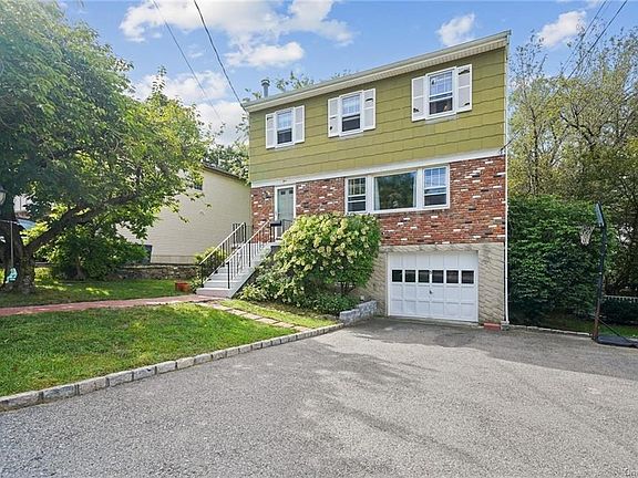 3rd image of 5 Van Cortlandt Pl