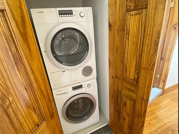 2nd image of 644 W 173rd St APT D4