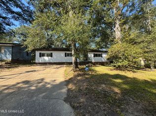 2815 Tara Rd, Jackson, MS 39212