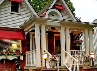 704 W Mapledale Ave, Hazel Park, MI 48030