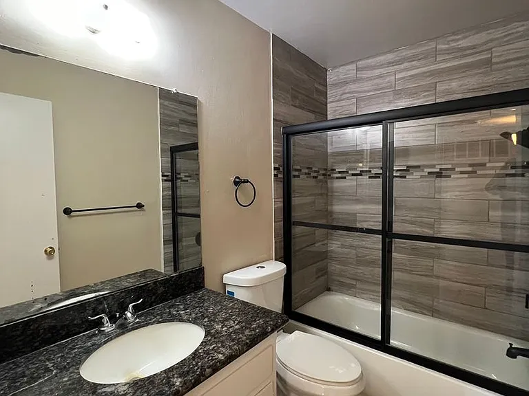 Soranno Avenue Apartments — Photo 16
