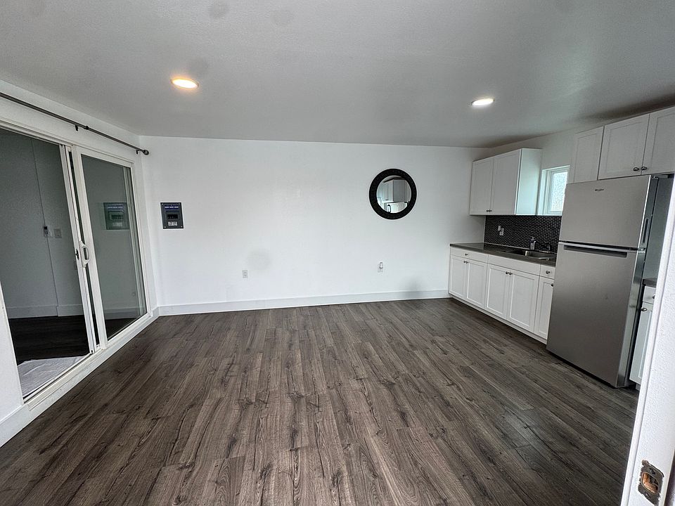 1st image of 3952 Marcwade Dr #1