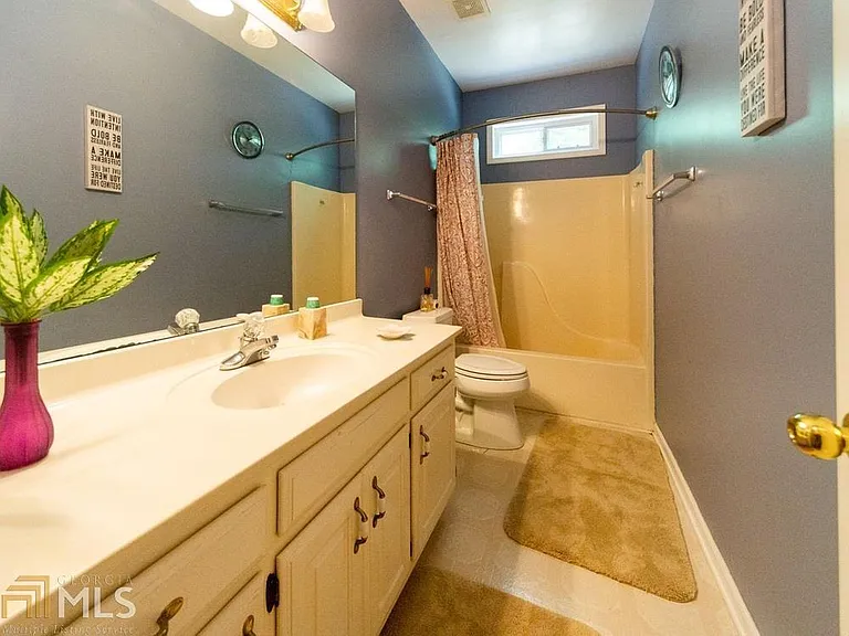 1525 New Hope Rd — Photo 8