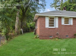 2912 3rd St, Beaufort, SC 29902