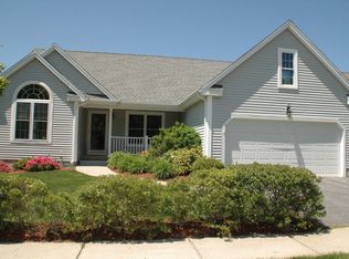 23 Spinnaker Dr, Niantic, CT 06357
