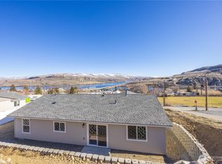 358 Ives Street, Pateros, WA 98846