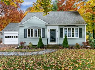 2 Pryor Rd, Natick, MA 01760