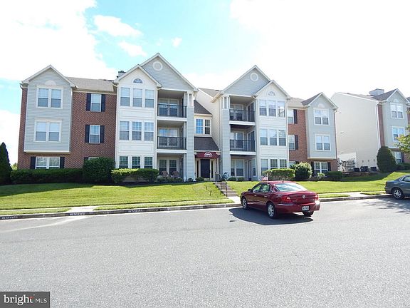3rd image of 4553 Aspen Mill Rd #4553