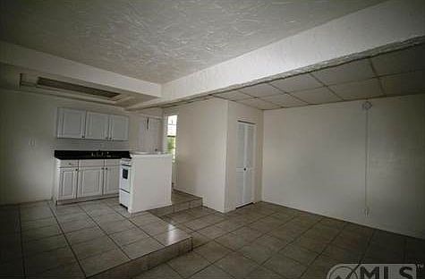 2nd image of 221 N H St APT 8