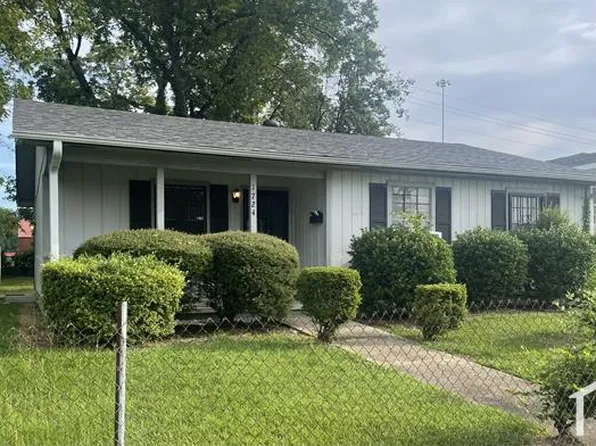 1724 30th Ave N, Birmingham, AL 35207
