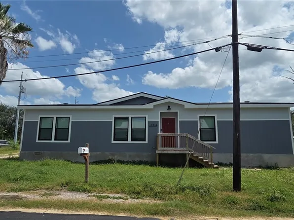 2214 Pecan St, Bastrop, TX 78602