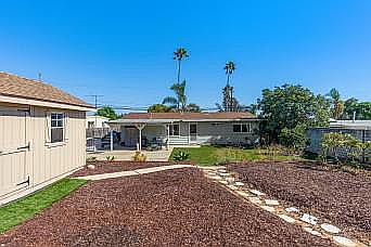 1006 Capistrano Dr