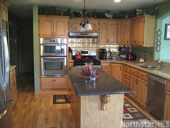 4th image of 505 Chatfield Ln