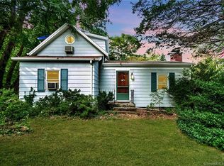 50 Hahn Rd, Guilford, CT 06437