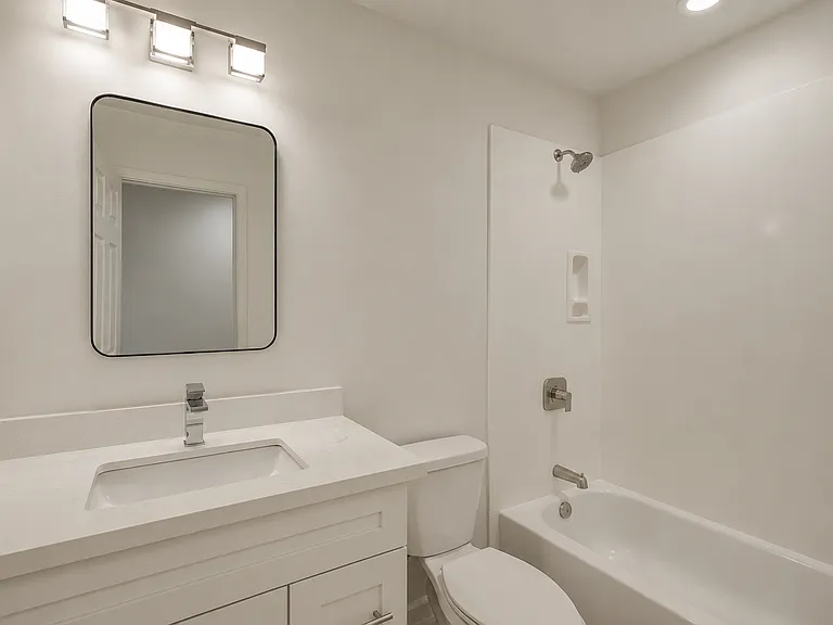 1005 E Mariposa St #R — Photo 13