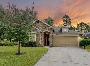 98 E Lasting Spring Cir, The Woodlands, TX 77389