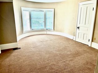 3255 Central St APT 2, Dexter, MI 48130