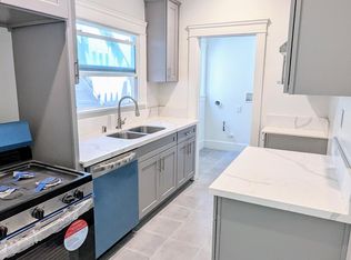 220 Quincy Ave APT F, Long Beach, CA 90803