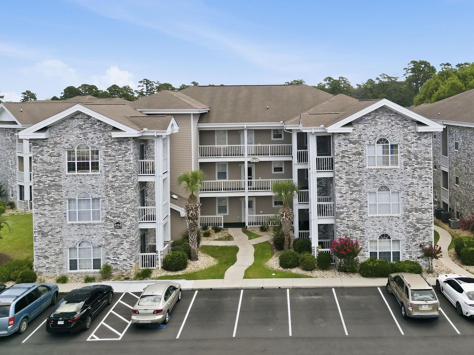 4753 Wild Iris Dr. #104