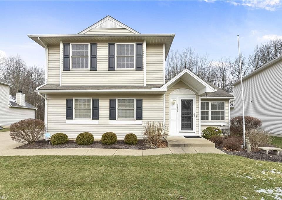 1st image of 8980 Ashwood Ct