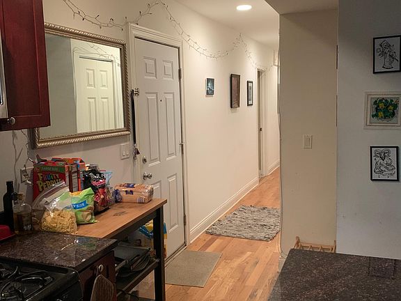 5th image of 2402 N Kedzie Blvd #G