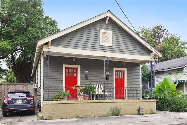 1st image of 3324 Dauphine St