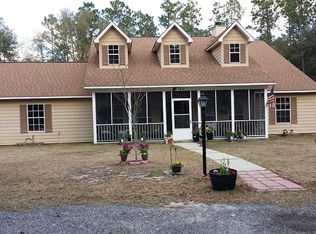 5630 Wychewood Rd, Milton, FL 32570