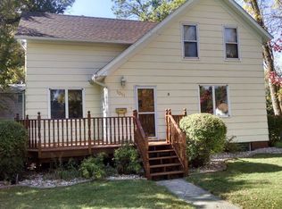 1011 Albany Ave, Morris, MN 56267