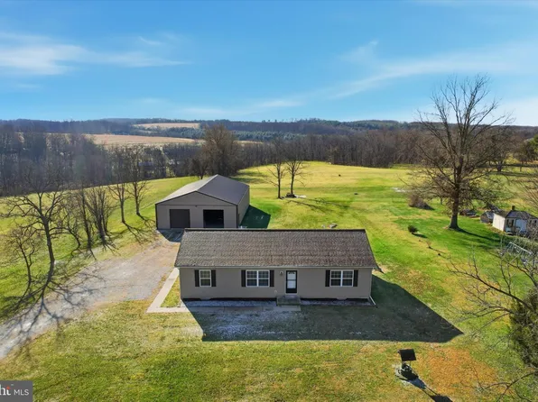 893 Georgetown Rd, Littlestown, PA 17340
