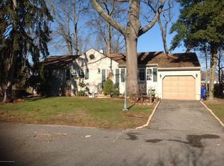 15 Stratford Dr, Brick, NJ 08724