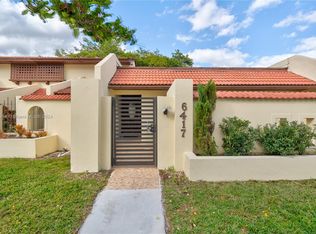 6417 NW 192nd Ter, Hialeah, FL 33015