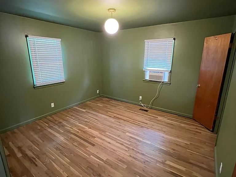 831 Capitol Hill St — Photo 18
