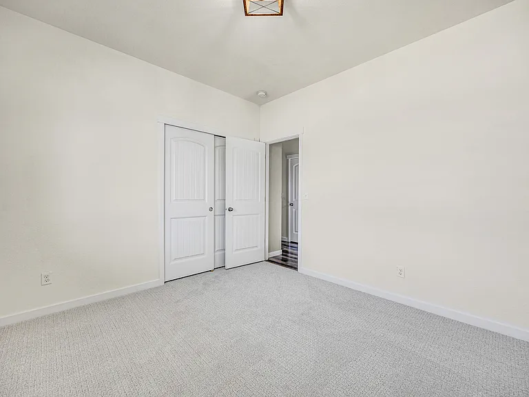 928 Graywoods Trce — Photo 19