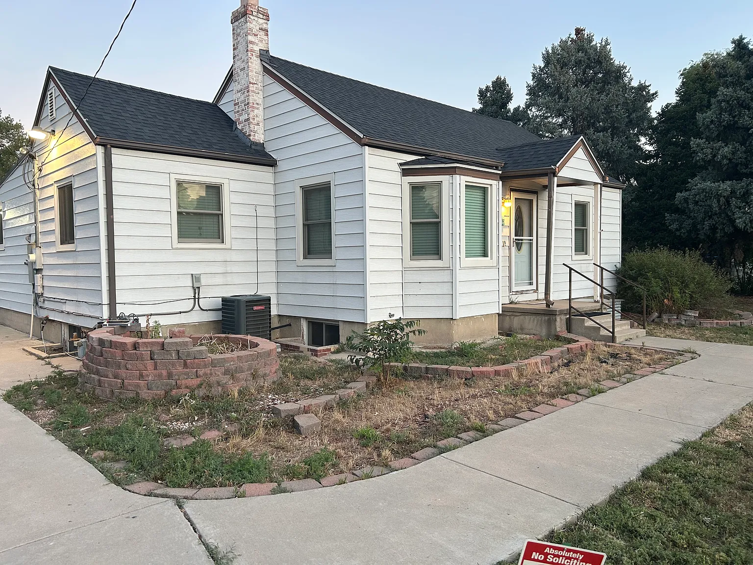 4 bed, 2000 sqft, $1,400 — Photo 1