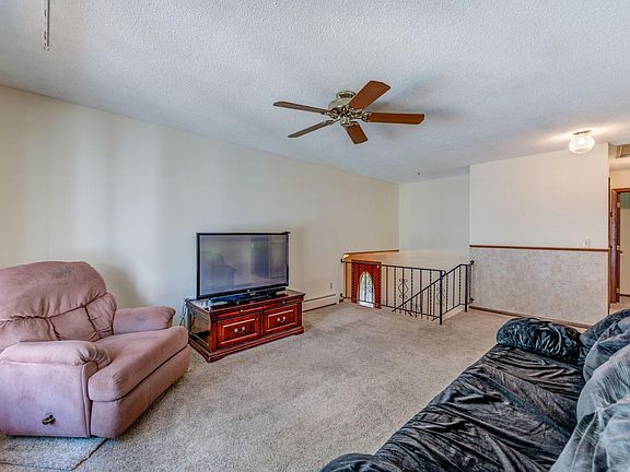 5th image of 9097 285th Ave NE