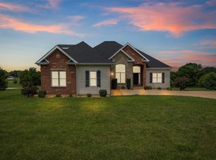 1012 Stone Creek Rd, Farmington, MO 63640