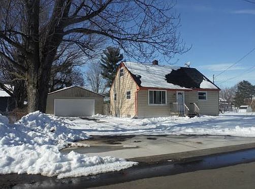 1st image of 326 W Pearl St