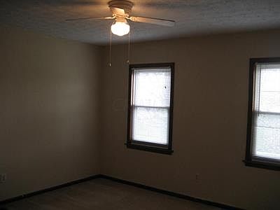 5th image of 477 Hawthorne Pl