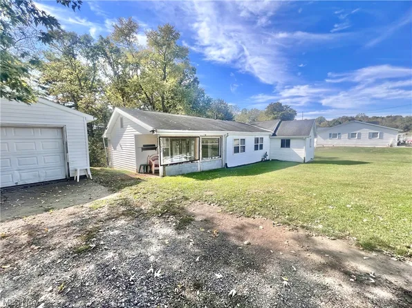 3680 Lincoln St, Roseville, OH 43777