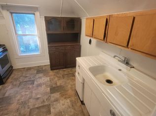 119 Elm St #2, Vermillion, SD 57069