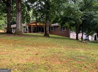 379 A T Moore Rd, Dawsonville, GA 30534