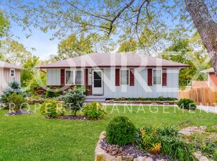 3916 S Harbaugh Dr, Independence, MO 64055