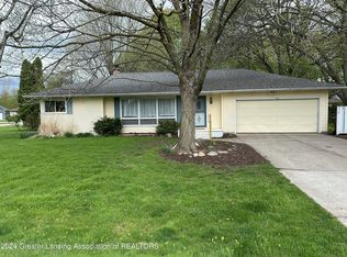 1551 Sherbrook Rd, Lansing, MI 48906