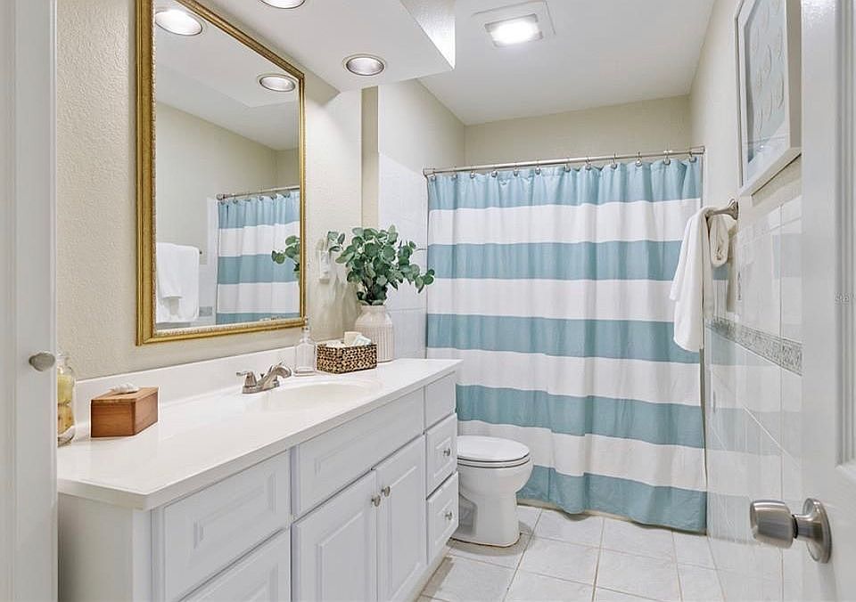 2nd image of 2411 Reef Ct