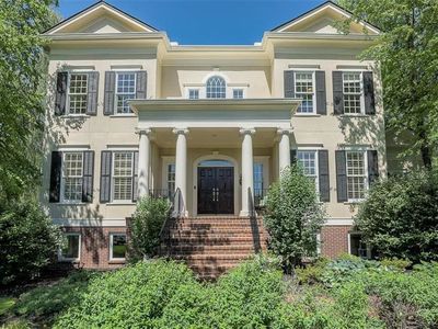 14310 S Caenen Ln, Olathe, KS, 66062