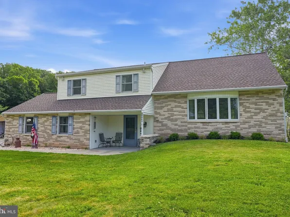 3965 Regina Pl, Doylestown, PA 18902