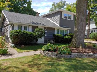 777 Duane St, Glen Ellyn, IL