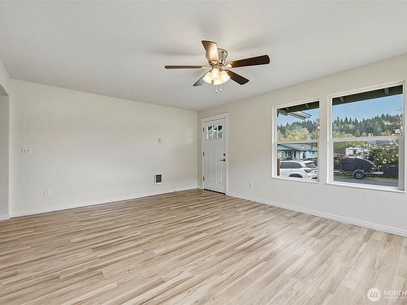 5th image of 305 Market Street N