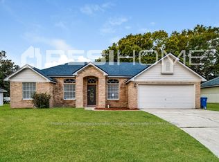 11810 Cherry Bark Dr W, Jacksonville, FL 32218